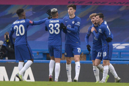 欧冠近11战打进12球，劳塔罗当选国米2-1凯拉特队内最佳球员