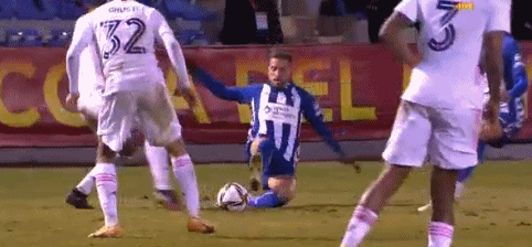 执教生涯意甲拿到1000分，斯帕莱蒂成历史第五人