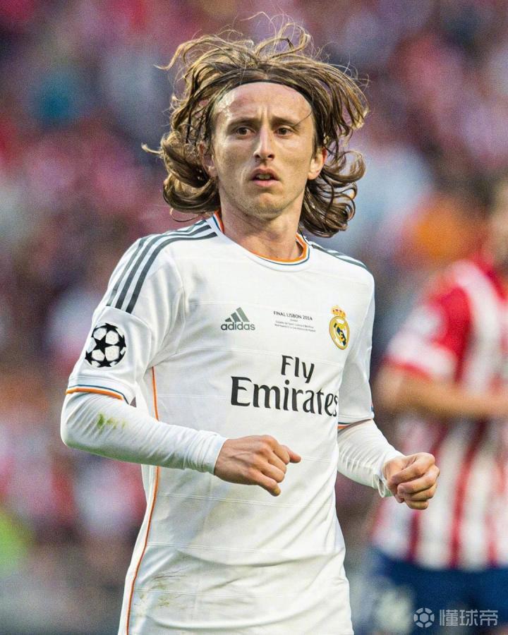 天空体育：谢什科没有重伤，预计最多缺席一个月