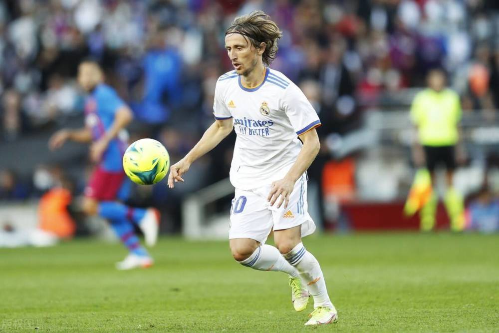 崔永熙：杨瀚森把女友带身边确实压力很大 希望他用实力打破质疑